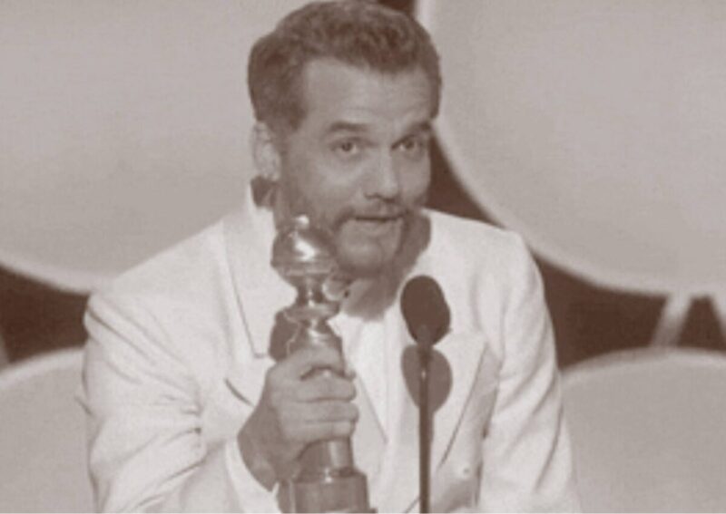 Wagner Moura é primeiro ator brasileiro vencedor do Globo e Ouro.